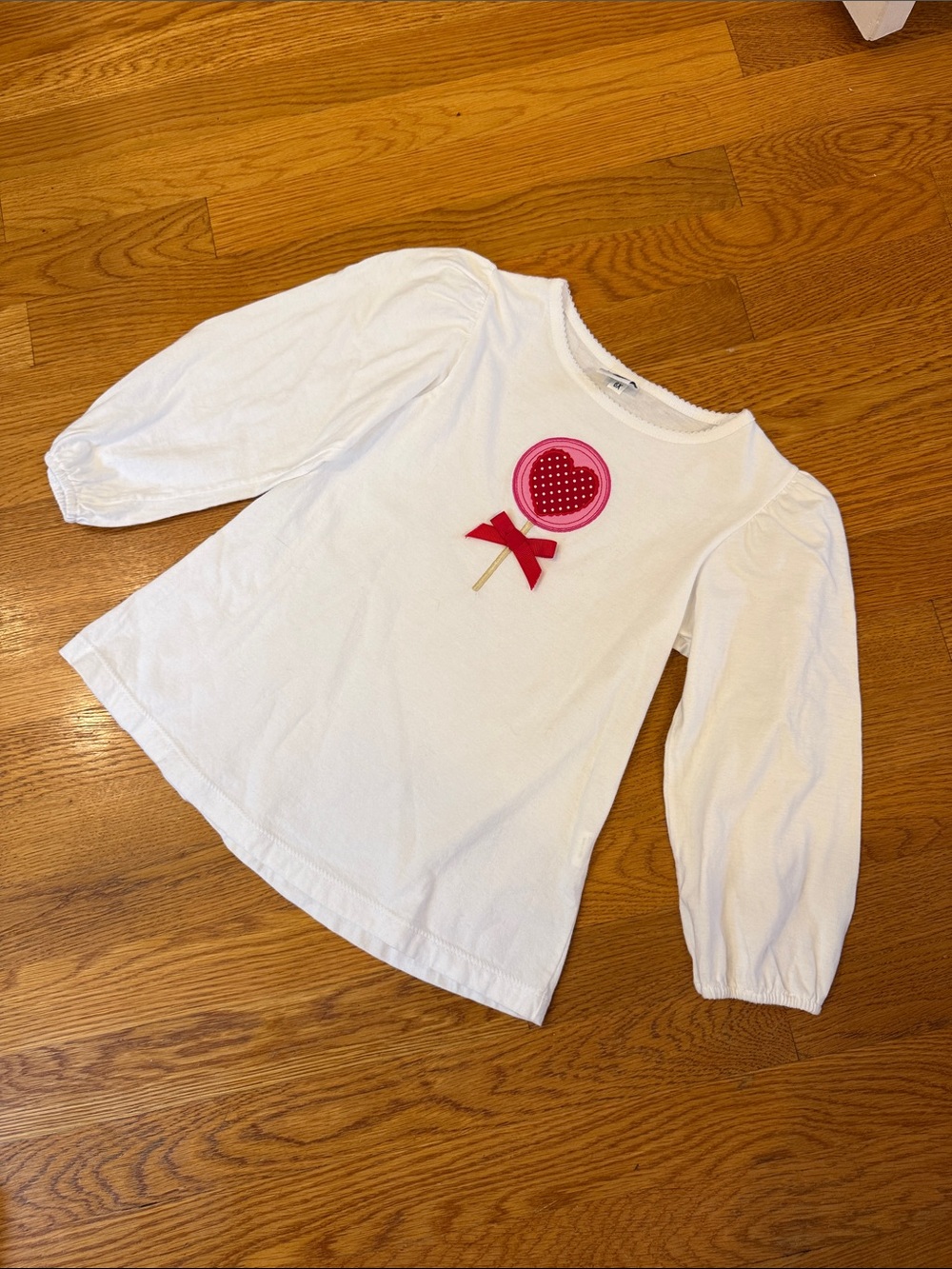 Girls' White Long-Sleeve Tee with Pink Heart Lollipop Applique